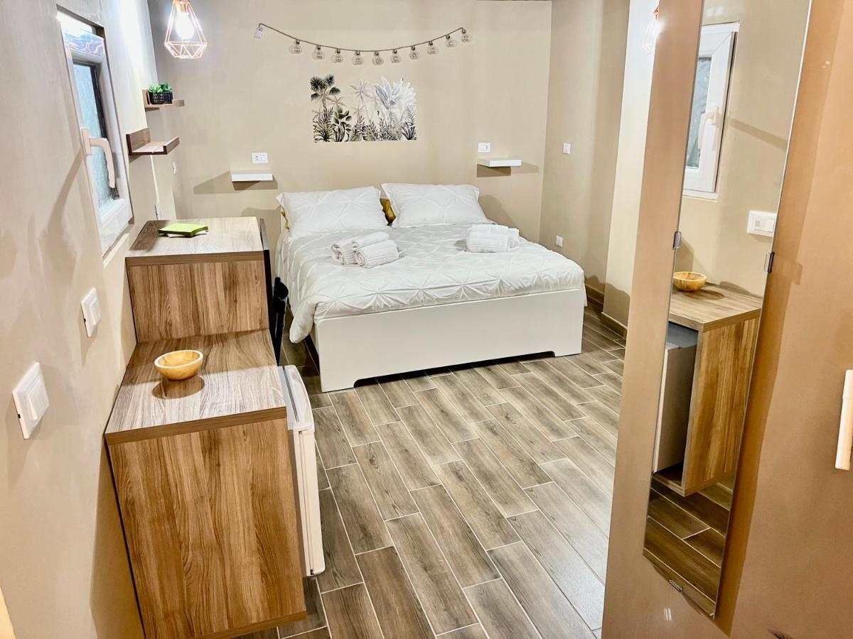Siam House Apartment Болоня Екстериор снимка