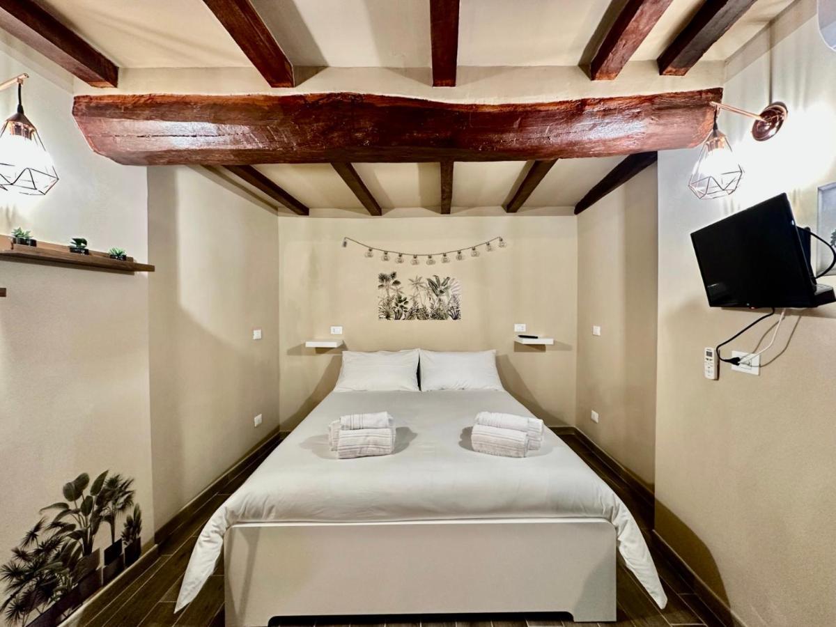 Siam House Apartment Болоня Екстериор снимка